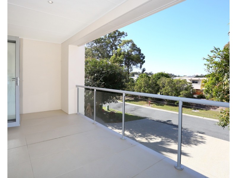 5012A Riverwood Grove, Benowa QLD 4217