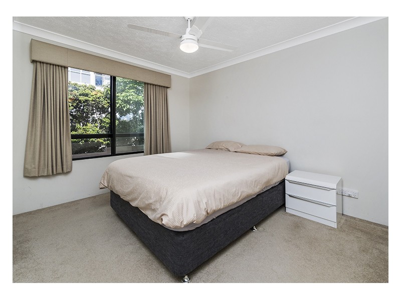 18/16 Waverley Street, Southport QLD 4215