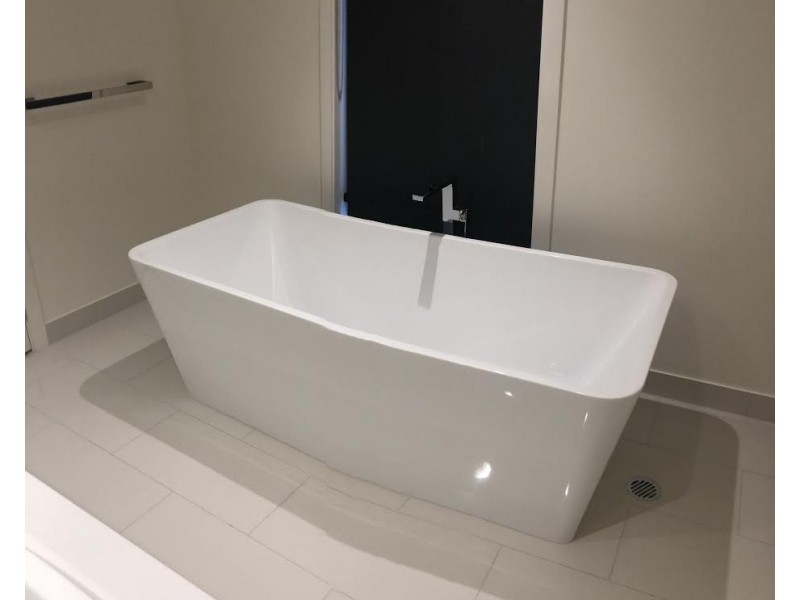 5 Lakeview Boulevarde, Mermaid Waters QLD 4218