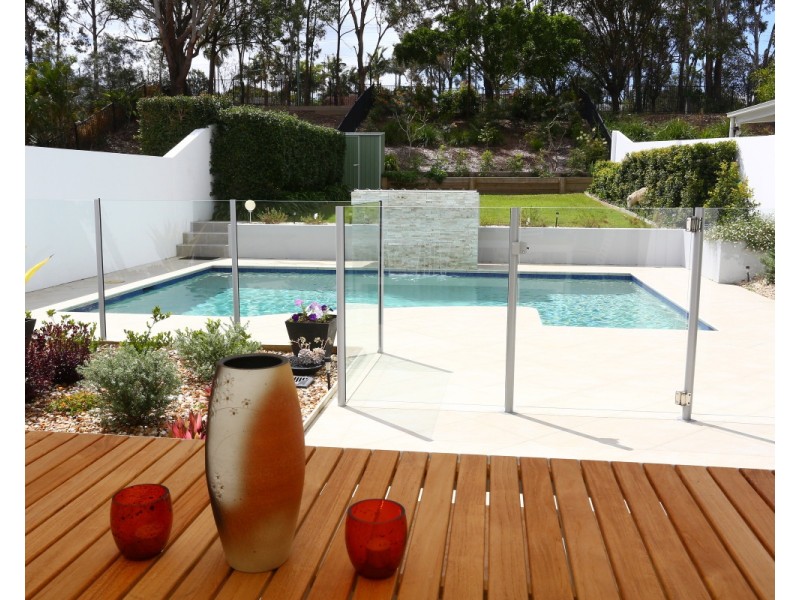 8011B Vista Drive, Benowa QLD 4217