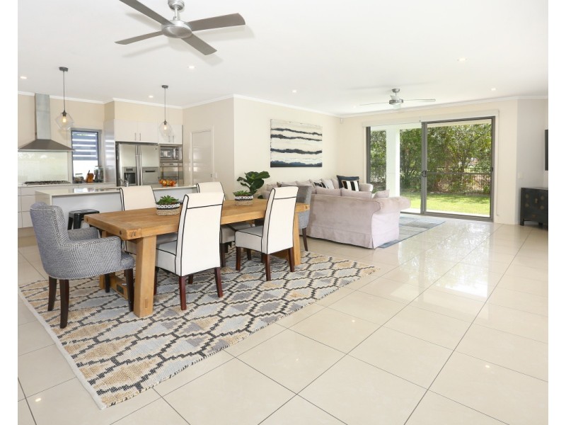 4026B The Boulevarde, Benowa QLD 4217