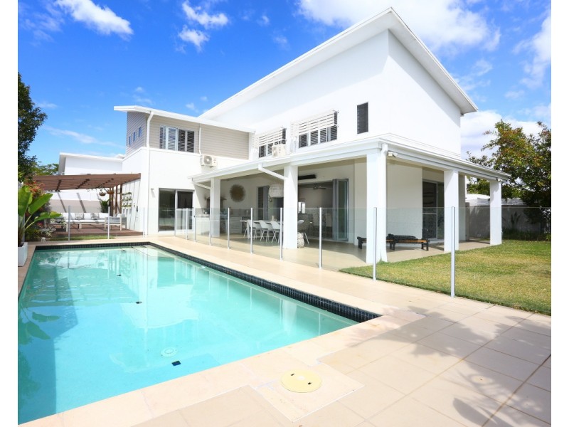 4026B The Boulevarde, Benowa QLD 4217