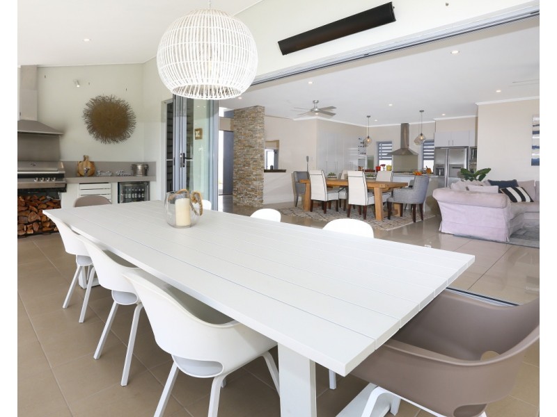 4026B The Boulevarde, Benowa QLD 4217