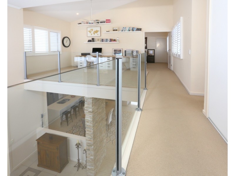 4026B The Boulevarde, Benowa QLD 4217