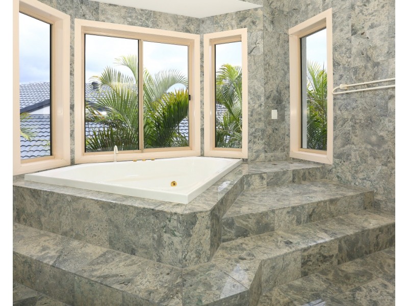 24 San Simeon Drive, Clear Island Waters QLD 4226