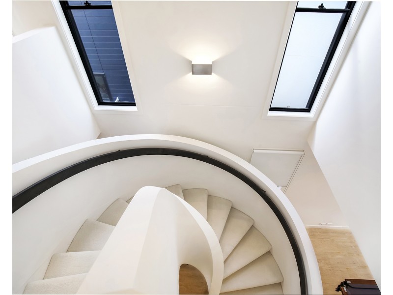 60  Theatre Drive, Benowa QLD 4217