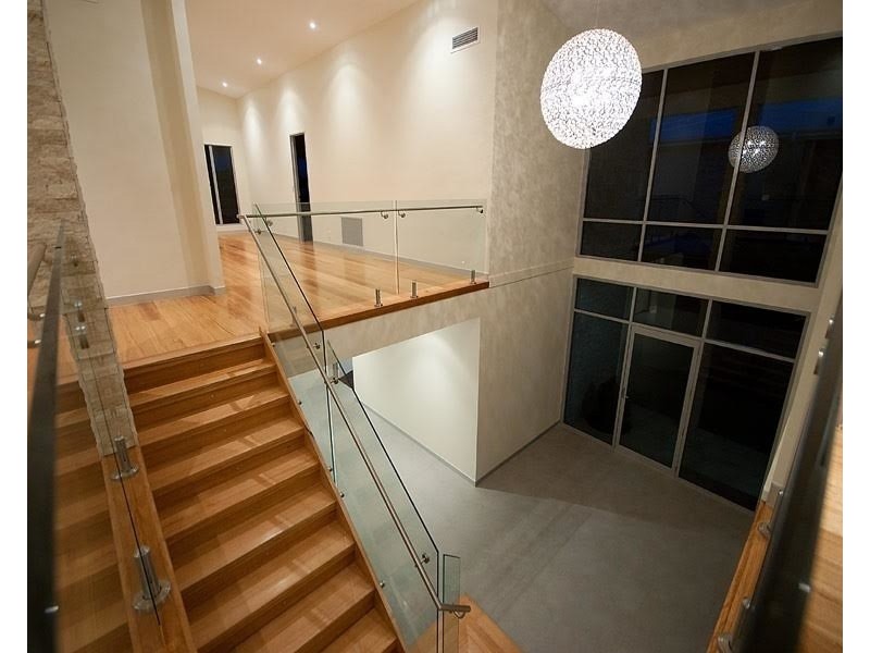 3023 The Boulevarde, Benowa QLD 4217