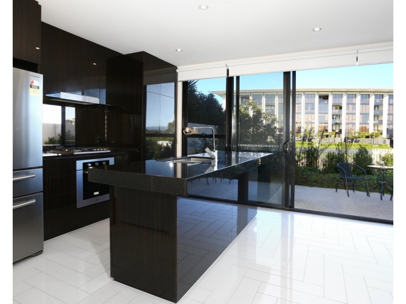 7 THEATRE DRIVE, Benowa QLD 4217