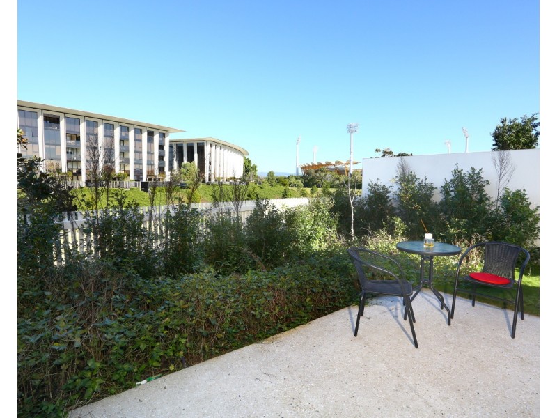 7 THEATRE DRIVE, Benowa QLD 4217