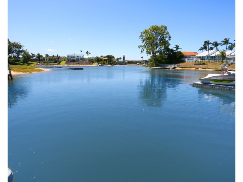 3  Balmoral Avenue, Sorrento QLD 4217