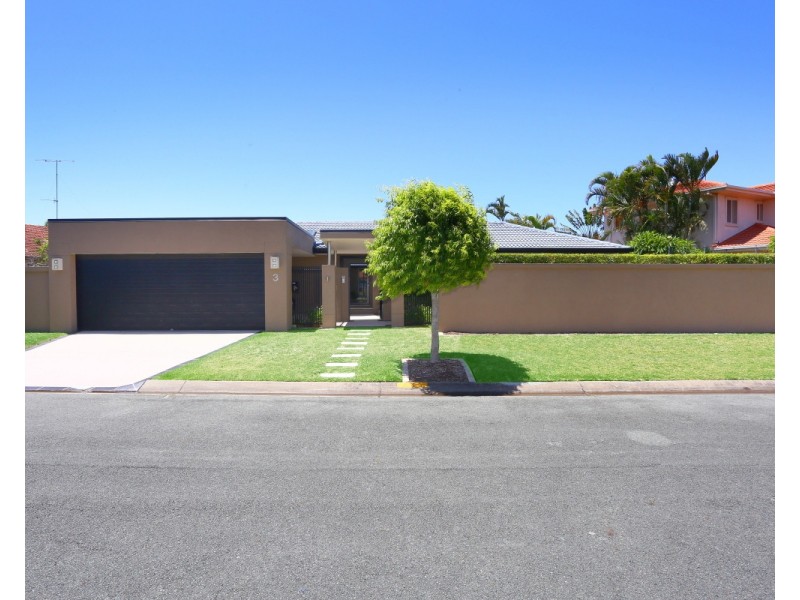 3  Balmoral Avenue, Sorrento QLD 4217