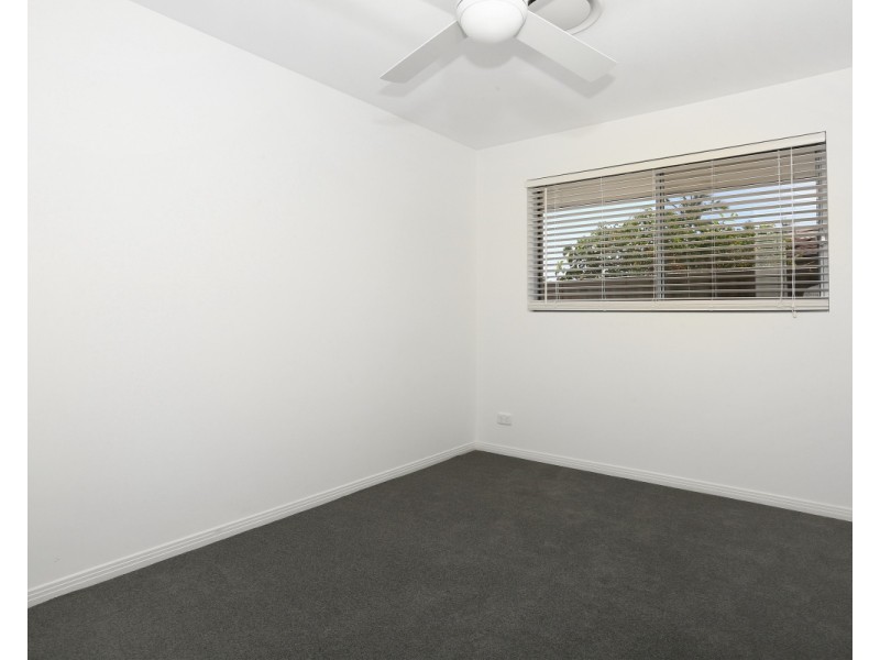 3  Balmoral Avenue, Sorrento QLD 4217