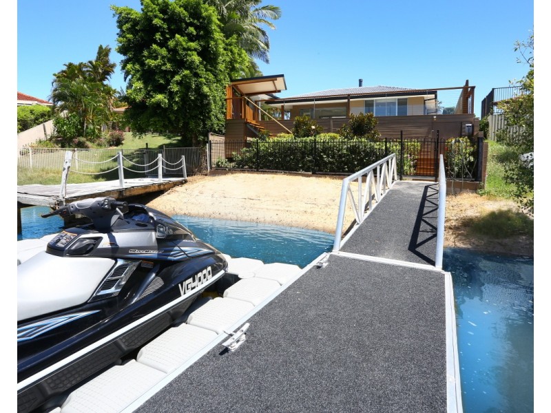 3  Balmoral Avenue, Sorrento QLD 4217