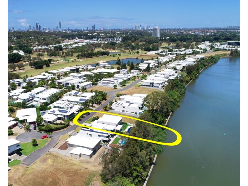 4011 QUAYSIDE, Benowa QLD 4217