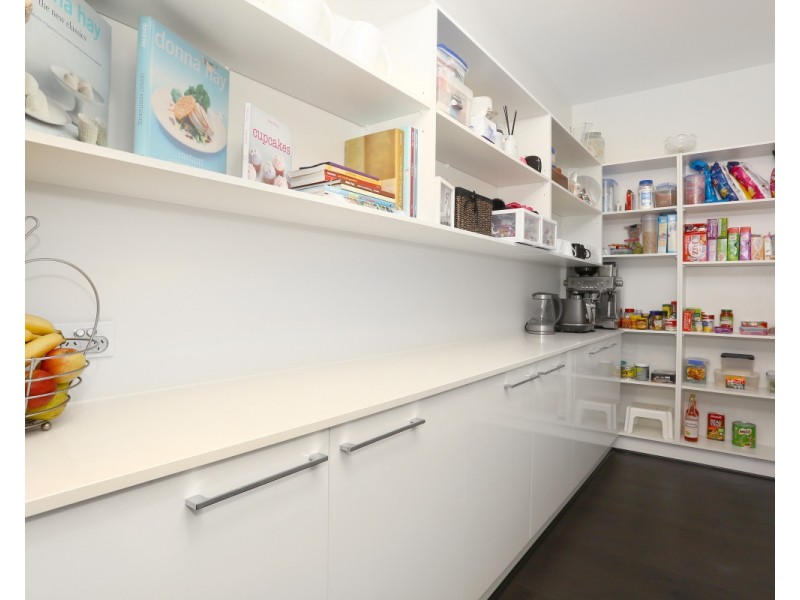 4011 QUAYSIDE, Benowa QLD 4217