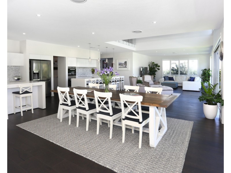 4011 QUAYSIDE, Benowa QLD 4217