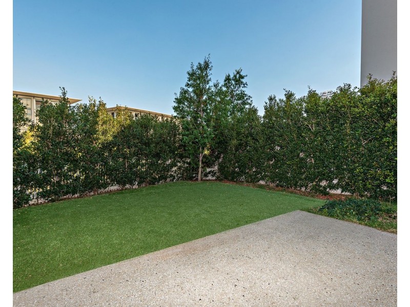 13  THEATRE DRIVE, Benowa QLD 4217