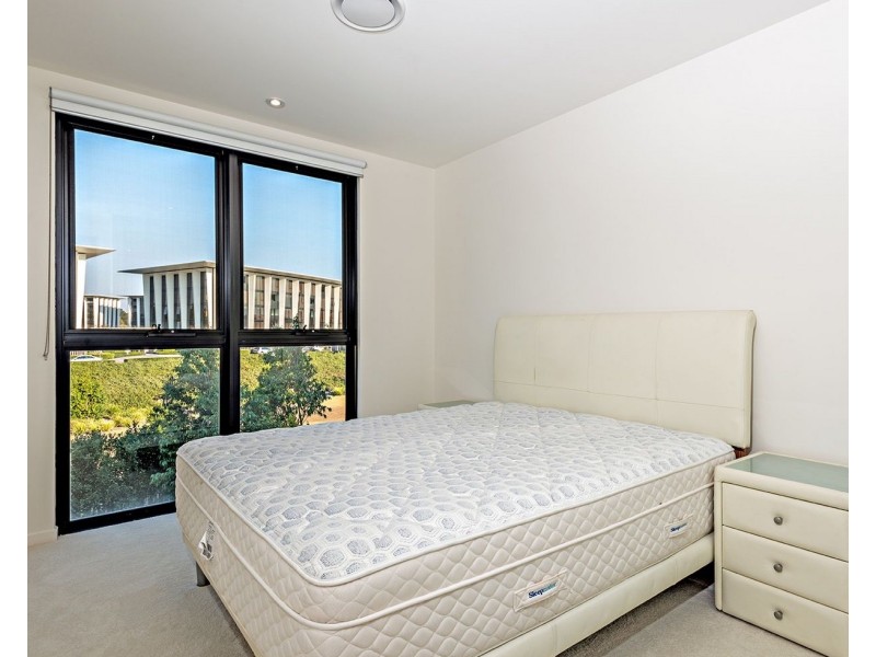 13  THEATRE DRIVE, Benowa QLD 4217