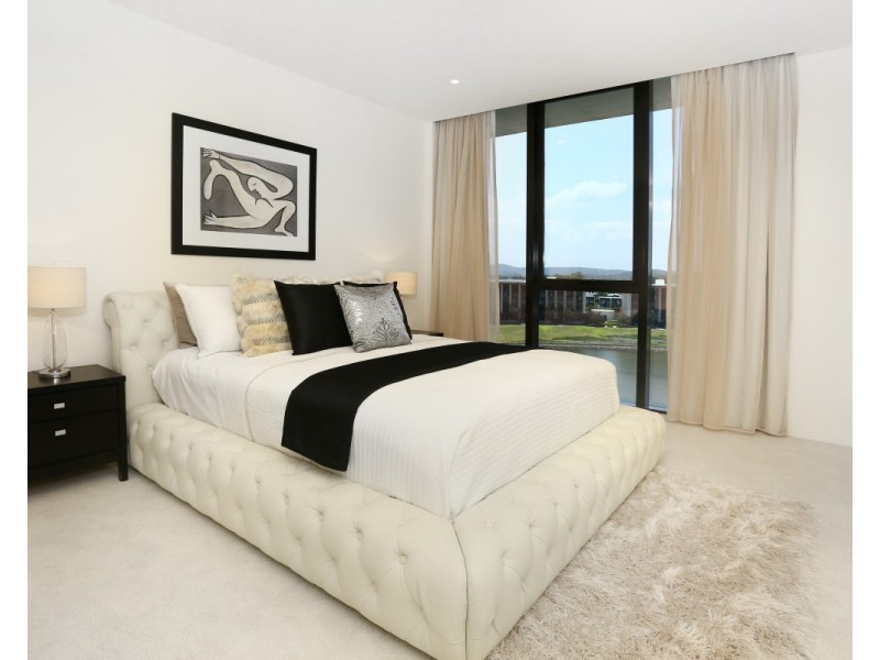 1 The Concourse, Benowa QLD 4217