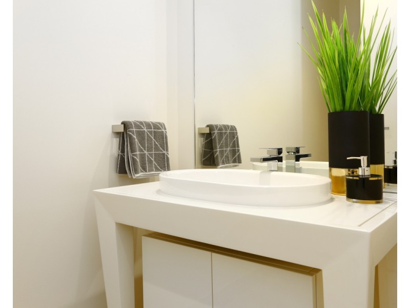 1 The Concourse, Benowa QLD 4217