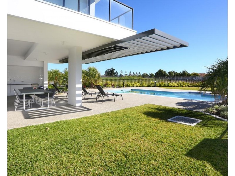 205/112-134 Palm Meadows Drive, Carrara QLD 4211
