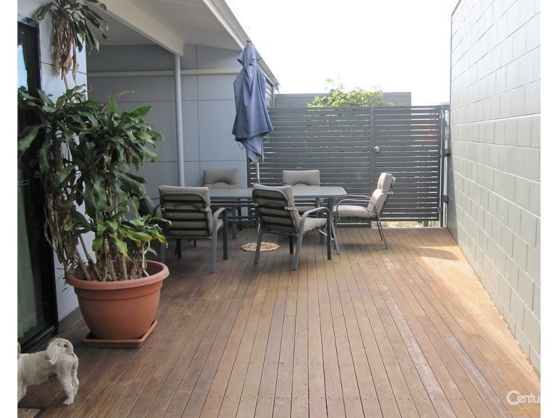 183 Currumburra Road, Ashmore QLD 4214