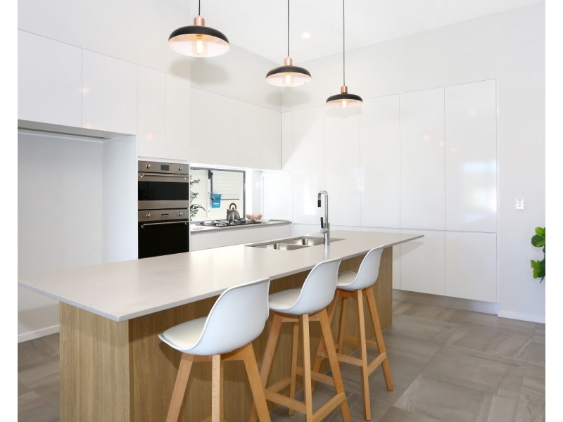 6019B Vista Drive, Benowa QLD 4217