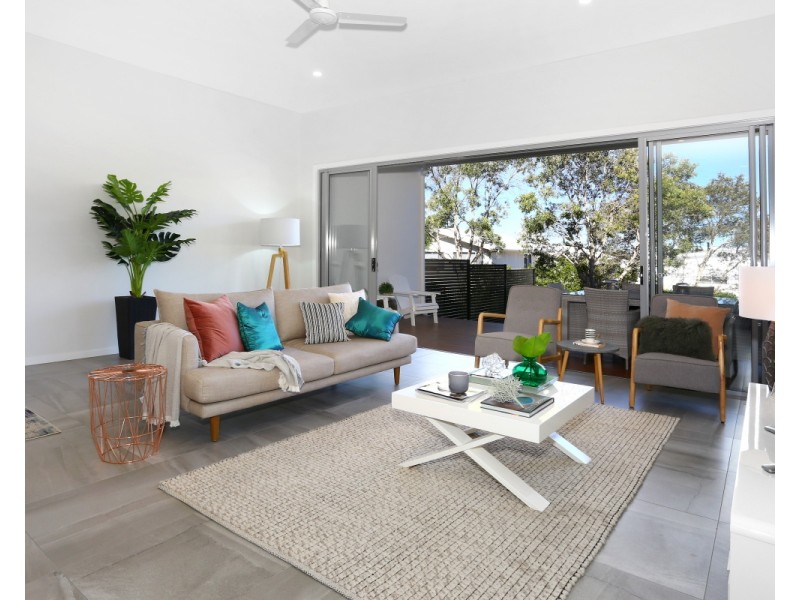 6019B Vista Drive, Benowa QLD 4217