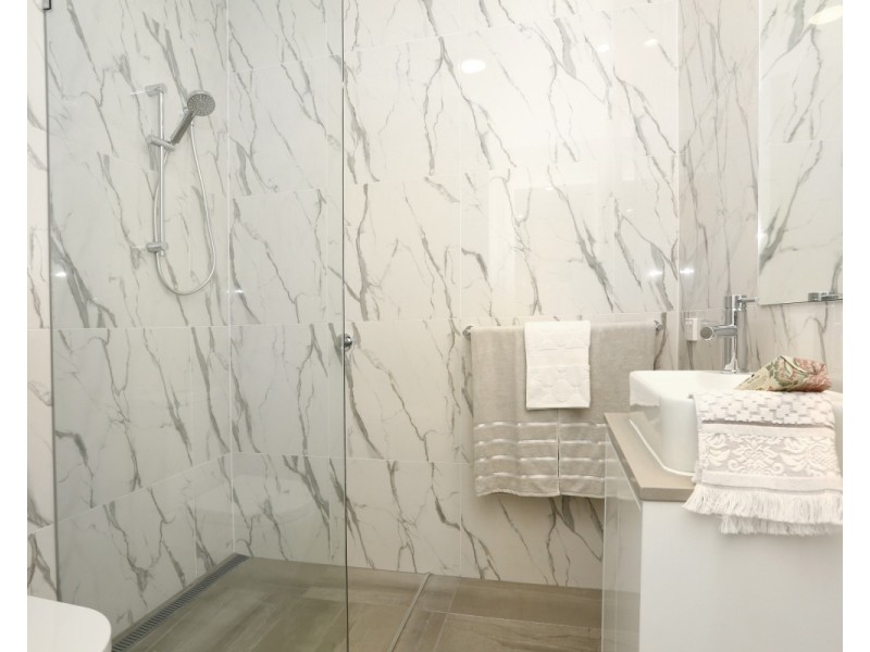 6019B Vista Drive, Benowa QLD 4217