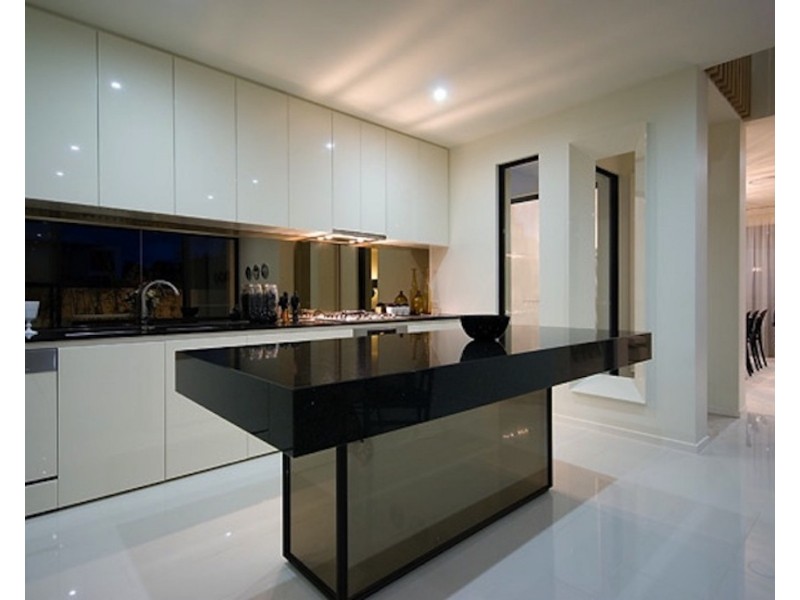 10010 THE BOULEVARDE, Benowa QLD 4217