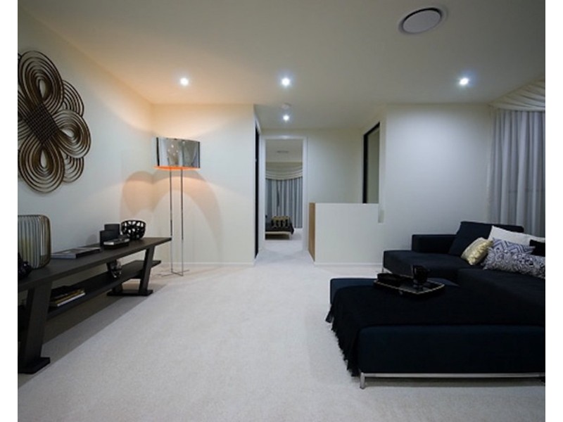 10010 THE BOULEVARDE, Benowa QLD 4217