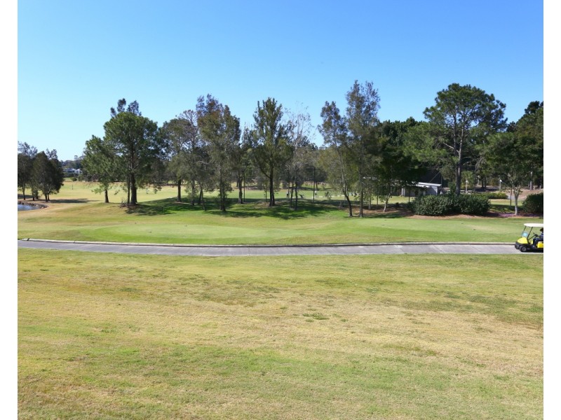 2 THE BOULEVARDE, Benowa QLD 4217