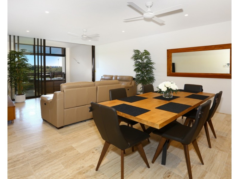 603D 1 The Concourse, Benowa QLD 4217