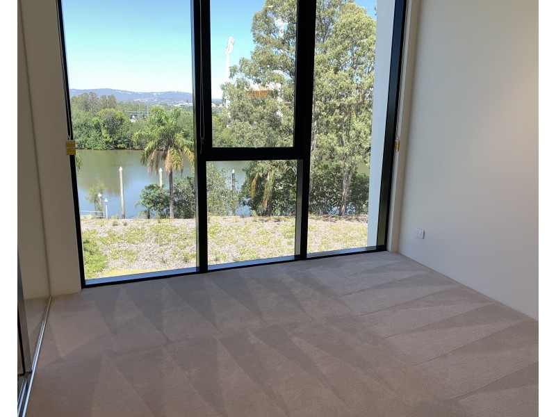 305D 1 The Concourse, Benowa QLD 4217