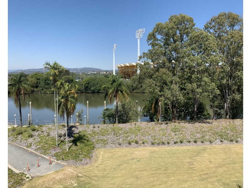 305D 1 The Concourse, Benowa QLD 4217