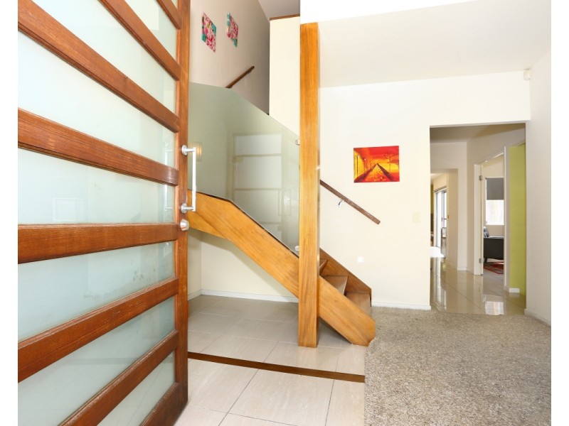 1011B Lakeview Terrace, Benowa QLD 4217