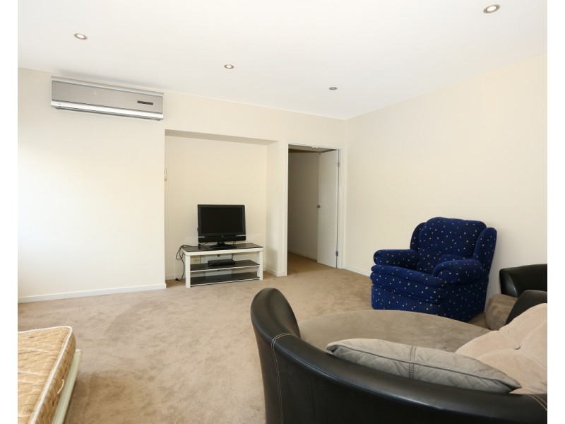 1011B Lakeview Terrace, Benowa QLD 4217
