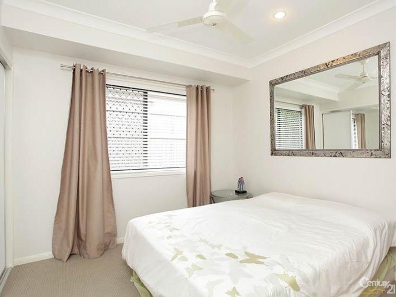 1 Hillary Drive, Warner QLD 4500