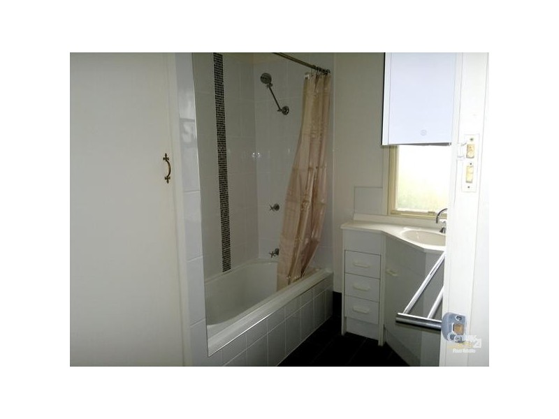 11 Besson Street, Stafford Heights QLD 4053