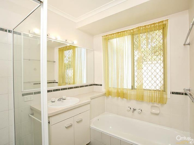 7 Sandown Court, Lawnton QLD 4501