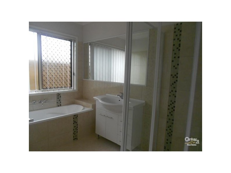 9 Bonney Court, Warner QLD 4500