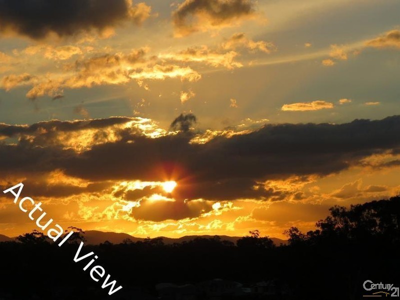 25 Hillary Drive, Warner QLD 4500