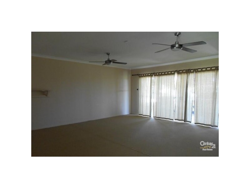 29 Blue Mountain Crescent, Warner QLD 4500