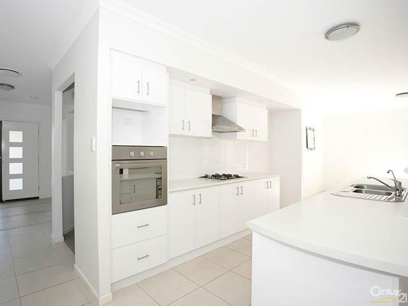6 Mondial Drive, Warner QLD 4500