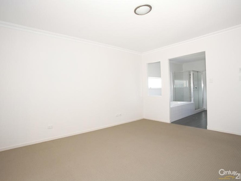 6 Mondial Drive, Warner QLD 4500