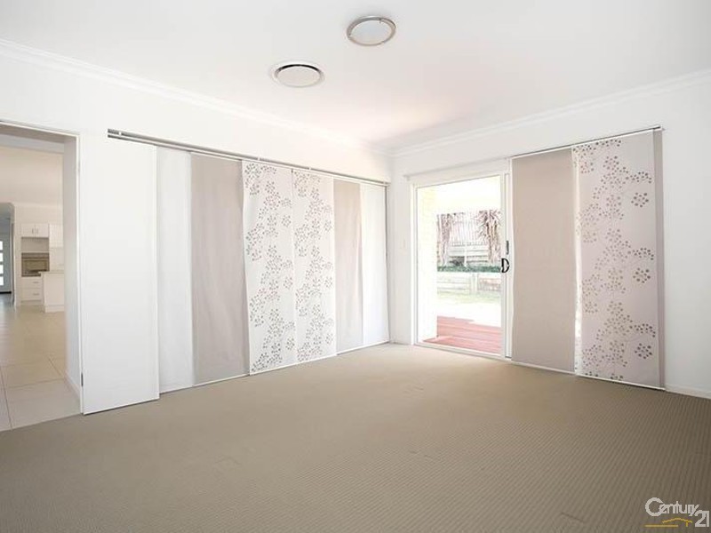 6 Mondial Drive, Warner QLD 4500