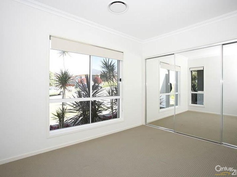6 Mondial Drive, Warner QLD 4500