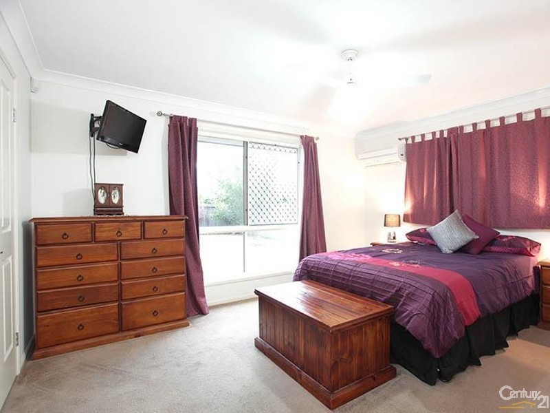 8 Nadine Court, Warner QLD 4500