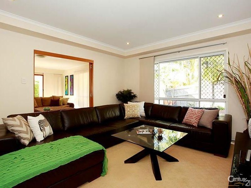 18 Laceflower Crescent, Eatons Hill QLD 4037