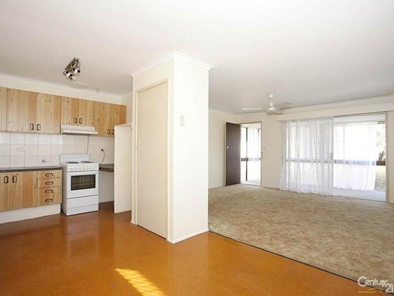 42 Samsonvale Road, Strathpine QLD 4500